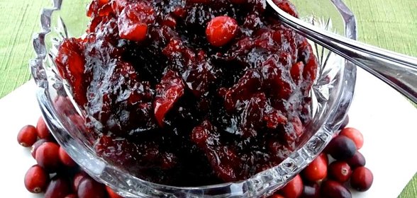 Клюквенный соус с инжиром