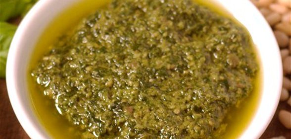 Соус песто с мускатным орехом