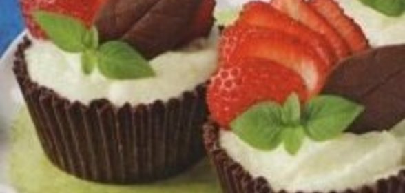 Сметанный соус с острым томатным соусом