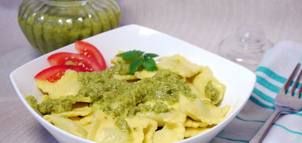 Авокадо-песто