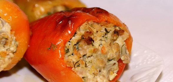 Перец фаршированный запечённый