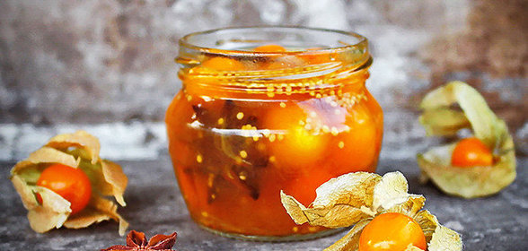 Физалис, маринованный в апельсиновом соке