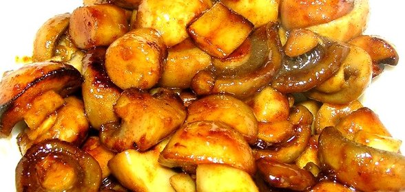 Шампиньоны в воке