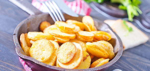 Жареный картофель с луком