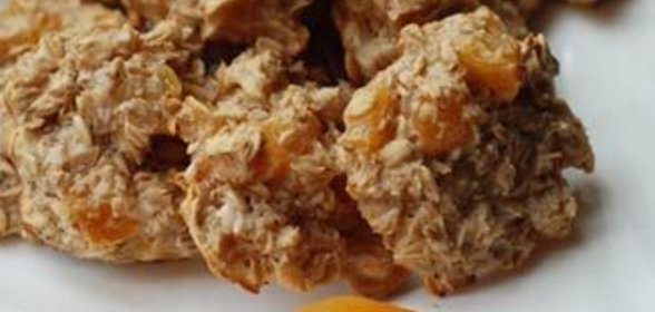 Легкое овсяное печенье с курагой
