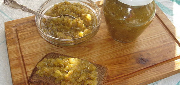 Соус из зеленых томатов