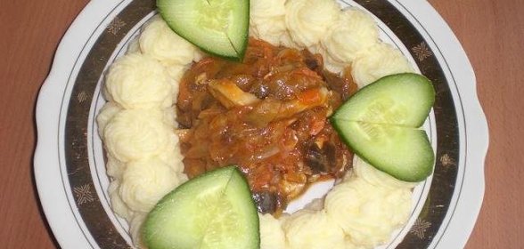 Баклажановая икра с куриным филе