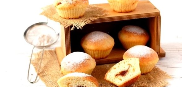 Сметанные булочки с повидлом