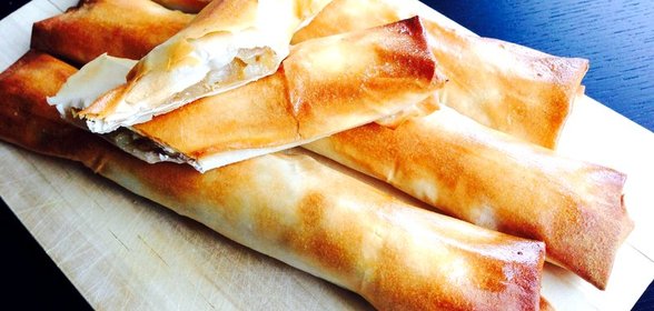 Мини-штрудели с яблоками и кедровыми орешками