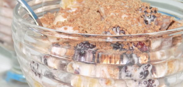 Рулетный торт с пралине