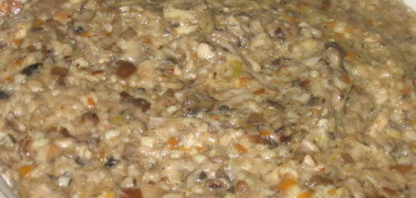 Соус грибной с луком и томатом