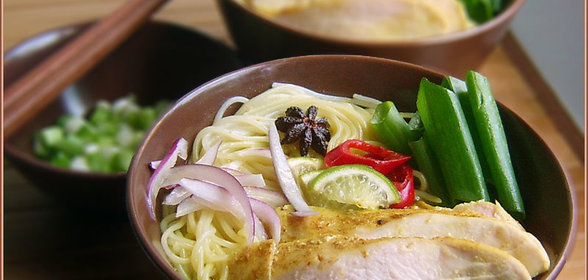 Фо га, вьетнамский суп с курицей