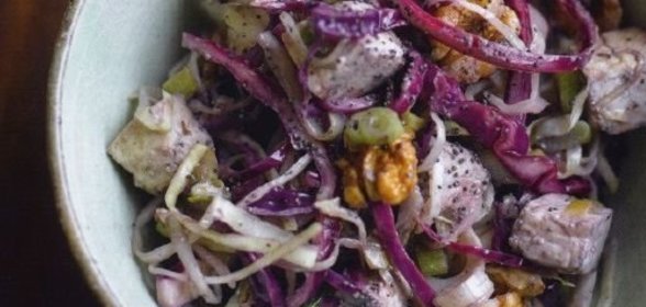 Холодная спаржа с соусом бешамель