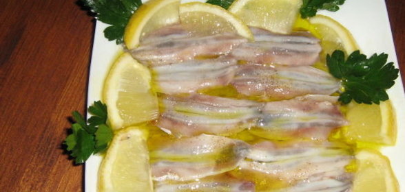 Креветки, жаренные с помидорами