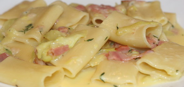 Камбала в овощном соусе