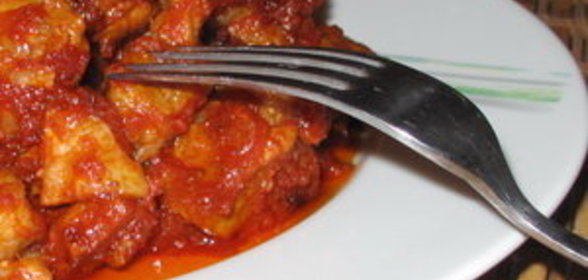 Свинина, тушеная с томатным соком