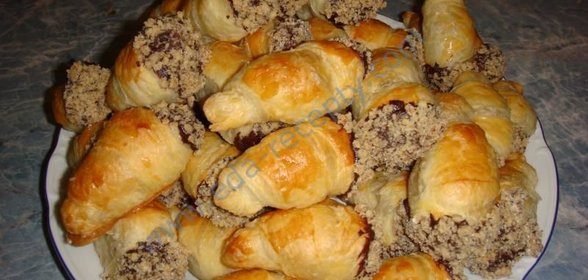 Полукруассаны с шоколадом