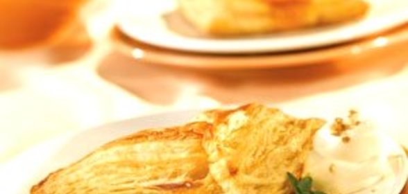 Слоеные пирожки с повидлом