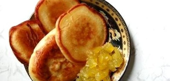 Оладьи с вареньем из кабачков