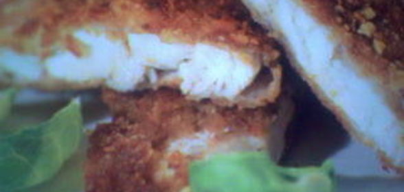 Судак в грецких орехах и цедре