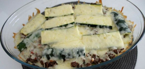 Запеканка с фаршем и цуккини