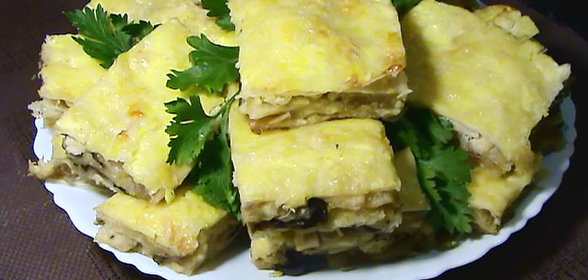 Закуска из лаваша с грибами и курицей