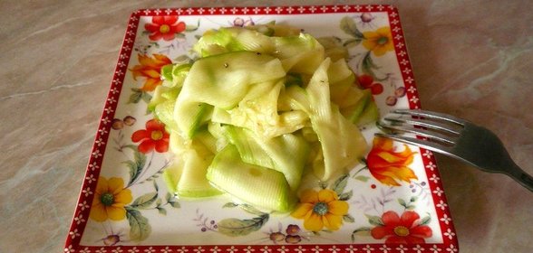 Кабачки в медово - чесночном маринаде