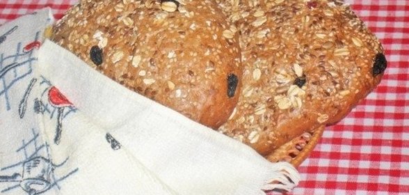 Хлеб с хлопьями и отрубями