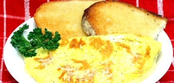 Омлет из яиц и молока