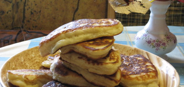 Соус из авокадо с базиликом и Соус из паприки