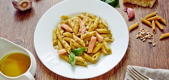 ПЕННЕ С ПЕСТО И КУРИЦЕЙ