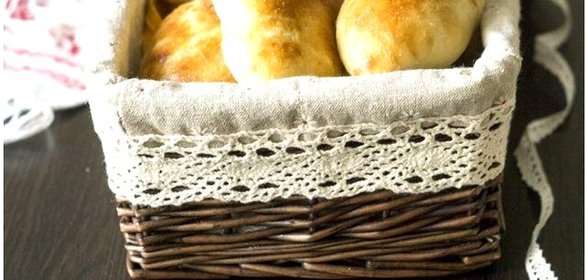 Пирожки с квашеной капустой