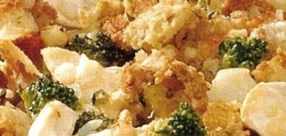 Курятина с брокколи и сухариками