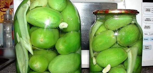 Помидоры с чесноком на зиму