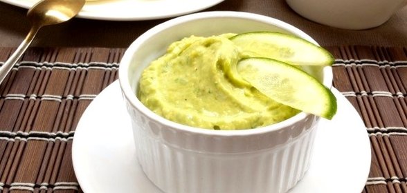 Соус из авокадо со сметаной