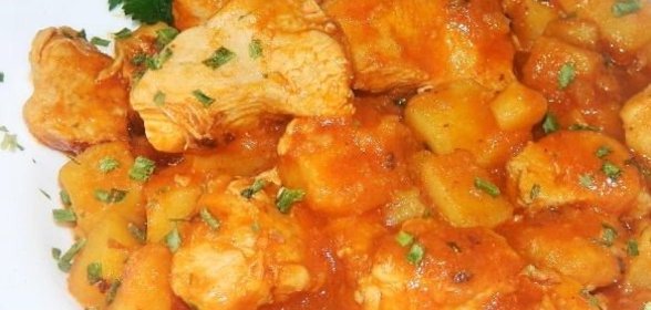 Гуляш из курицы по-мадьярски