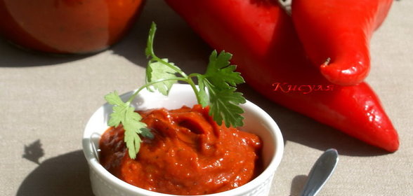 Болгарский чатни из красного перца (лютеница)