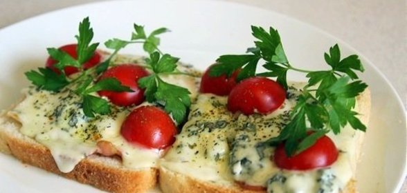 Горячие бутерброды Гурман