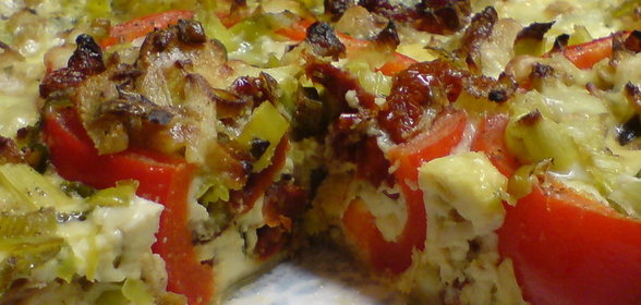 Пирог открытый с куриным мясом и перцами