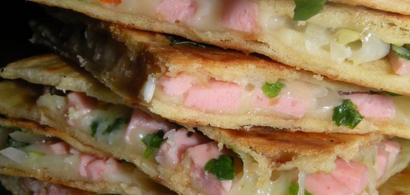 Мексиканские КЕЙСАДИАС c начинкой, Quesadillas