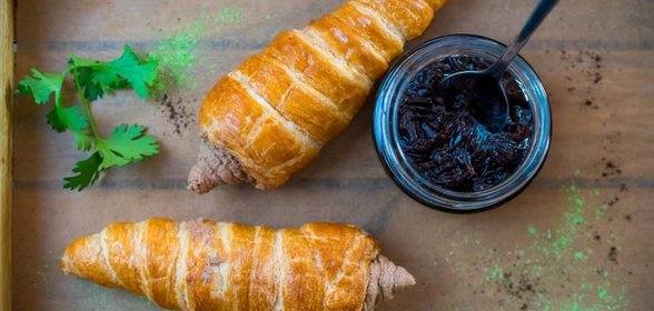 Паштет из куриной печени с луковым вареньем