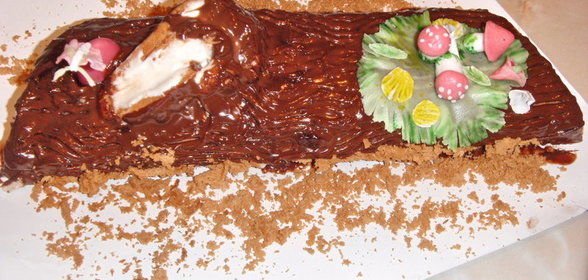 Рулет -полено ЛЕСНОЙ ПЕЙЗАЖ