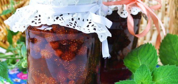 Варенье из лесной земляники в мультиварке