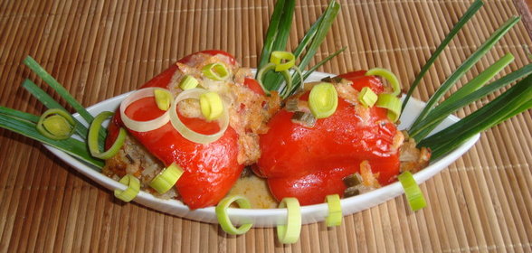 Перец фаршированный, запечённый в духовке - н-ный вариант:)