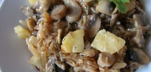 Пирог с луком-пореем и беконом