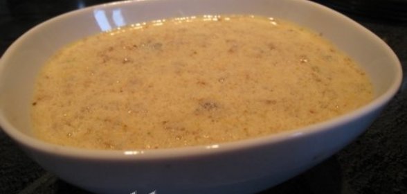 Сырный соус с орехами