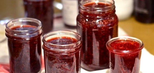 Земляничное варенье через мясорубку