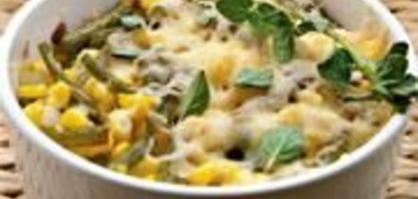Рагу из кукурузы с зеленой фасолью и орегано