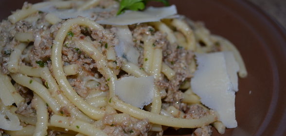 Букатини с грибным песто