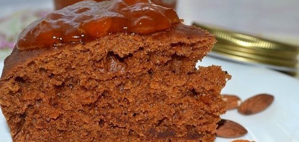 Коврижка с вареньем в мультиварке